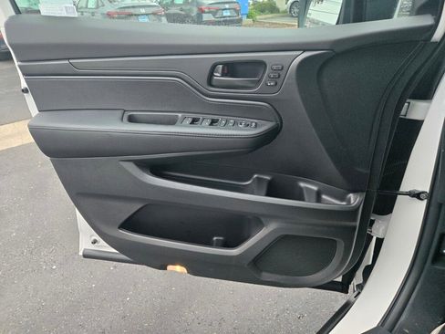 Used 2026 Honda Odyssey EX-L image 12