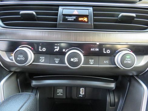 Used 2020 Honda Accord LX image 25