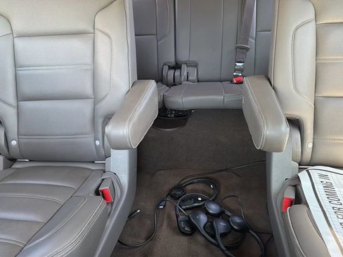 Used 2017 GMC Yukon XL Denali w/ Open Road Package RWD image 23