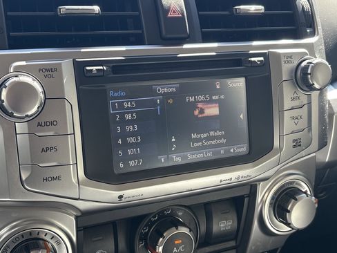 Used 2017 Toyota 4Runner SR5 Premium image 23