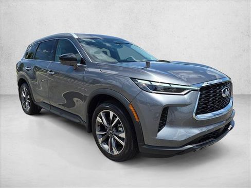 Used 2025 INFINITI QX60 Luxe AWD/4WD image 3