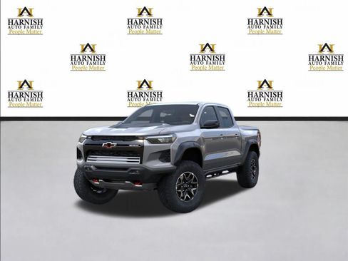 New 2026 Chevrolet Colorado ZR2 w/ Technology Package AWD/4WD image 9