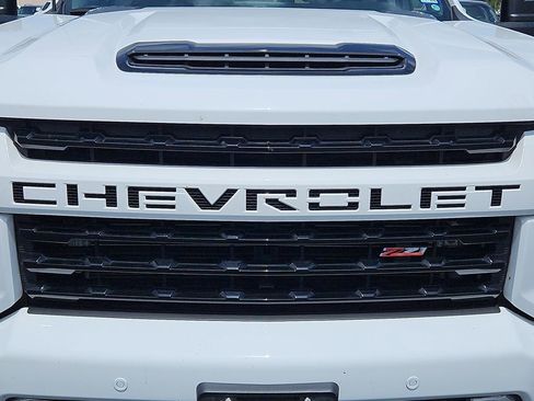 Certified 2022 Chevrolet Silverado 2500 LT w/ Z71 Sport Edition AWD/4WD image 11