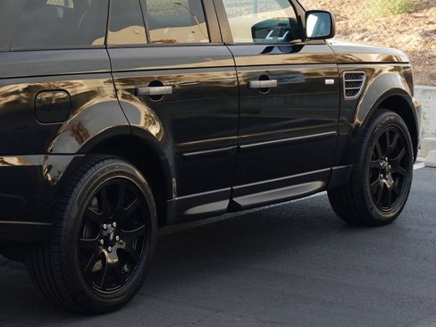 Used 2009 Land Rover Range Rover Sport HSE AWD/4WD image 17