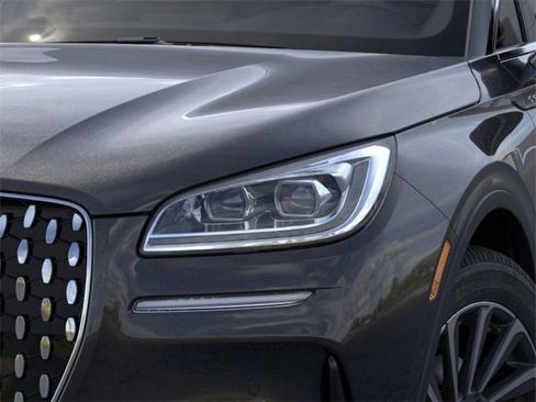 New 2026 Lincoln Corsair Reserve image 18