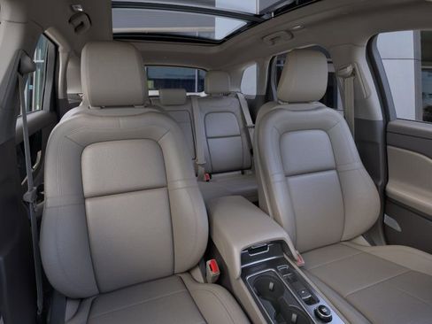 New 2024 Lincoln Corsair Grand Touring w/ Equipment Group 302A AWD/4WD image 10