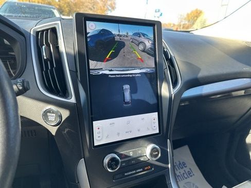 Certified 2024 Ford Edge SEL image 2