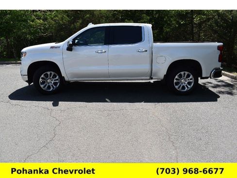 Used 2022 Chevrolet Silverado 1500 LTZ AWD/4WD image 4
