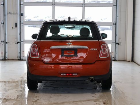Used 2012 MINI Cooper Hardtop image 9