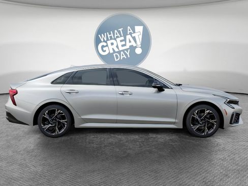 New 2026 Kia K5 GT-Line image 7