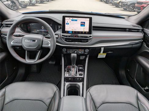 New 2026 Jeep Compass Trailhawk w/ Sun, Sound & Navigation Group AWD/4WD image 16
