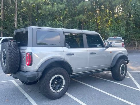 Used 2022 Ford Bronco Badlands w/ Sasquatch Package AWD/4WD image 4
