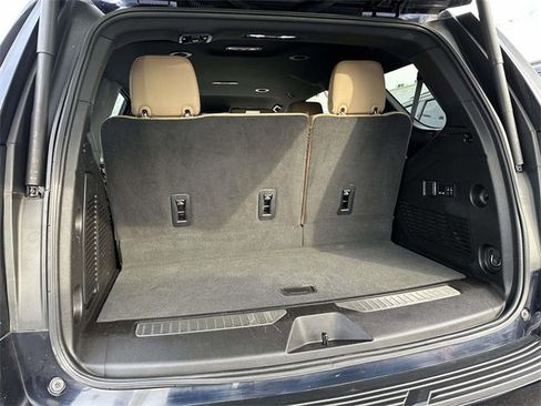 Used 2023 Chevrolet Tahoe Premier image 12