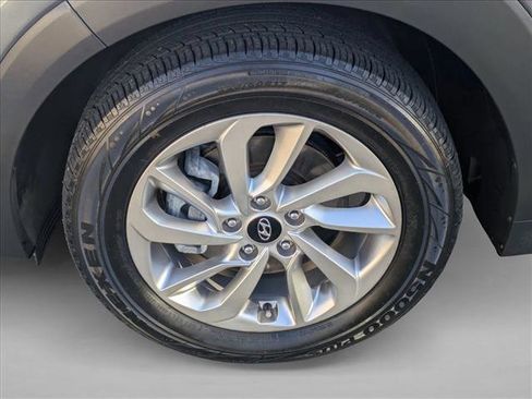Used 2017 Hyundai Tucson SE image 10