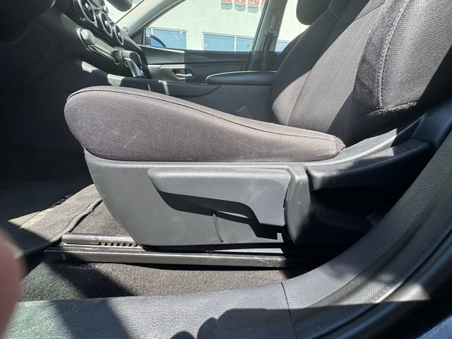 Used 2024 Nissan Sentra SV FWD image 7