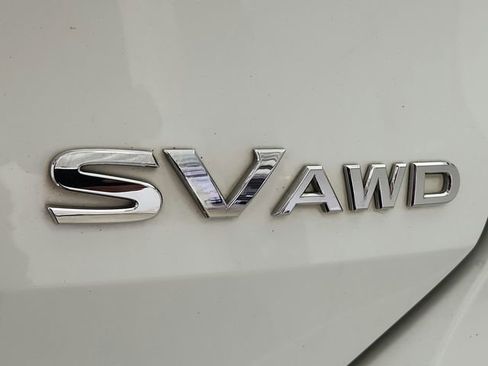 Used 2020 Nissan Rogue SV image 32