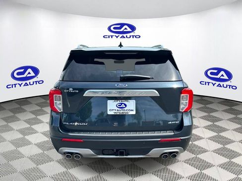 Used 2023 Ford Explorer Platinum w/ Technology Package AWD/4WD image 5