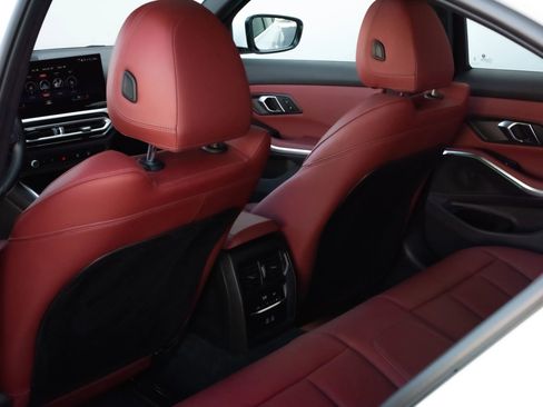 Used 2024 BMW 330i Sedan w/ Premium Package image 23