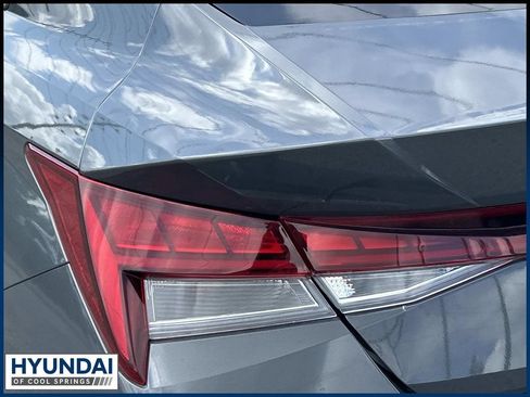New 2026 Hyundai Elantra Limited FWD image 12