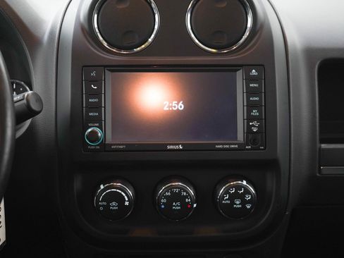 Used 2012 Jeep Compass Limited w/ Sun/Sound Group AWD/4WD image 17