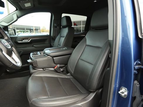 Used 2024 GMC Sierra 1500 SLT image 26