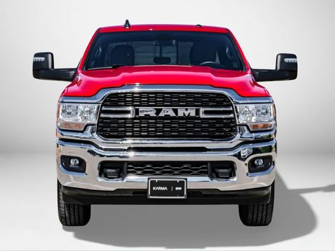 Used 2024 RAM 2500 Big Horn w/ Bed Utility Group image 3