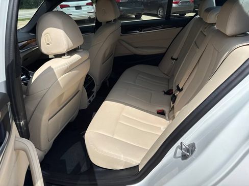 Used 2020 BMW 530i RWD image 14