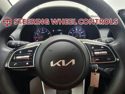 Used 2023 Kia Forte LXS FWD image 19