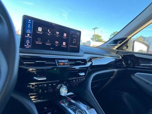 Used 2025 Acura MDX w/ Technology Package image 24