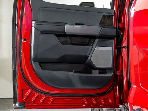 Used 2023 Ford F250 Lariat w/ Lariat Ultimate Package image 37