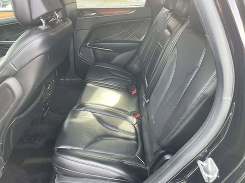 Used 2019 Lincoln MKC Select w/ Select Plus Package image 21