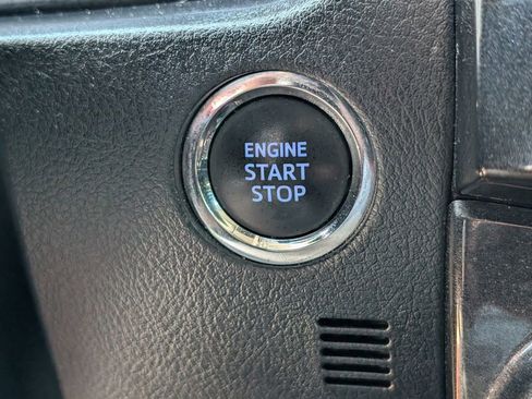 Used 2021 Toyota 4Runner Nightshade AWD/4WD image 28