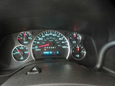 Used 2018 Chevrolet Express 3500 LT w/ LT Preferred Equipment Group RWD image 31
