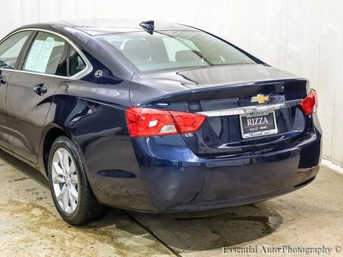 Used 2017 Chevrolet Impala LT w/ Leather Package image 4
