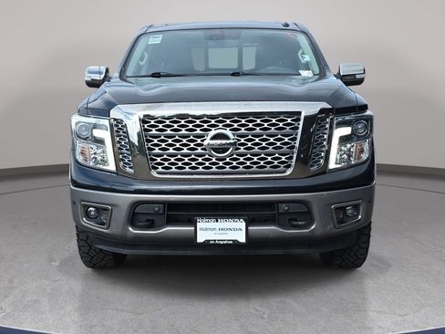 Used 2018 Nissan Titan Platinum Reserve w/ Platinum Utility Package AWD/4WD image 3