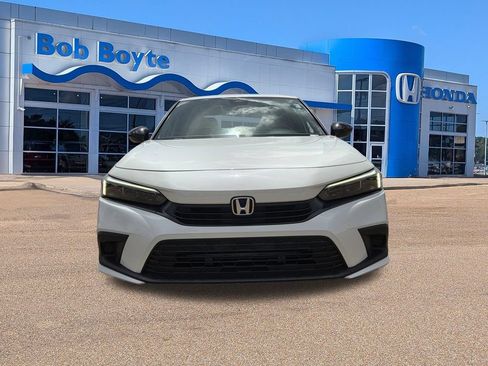 Used 2024 Honda Civic Sport image 2