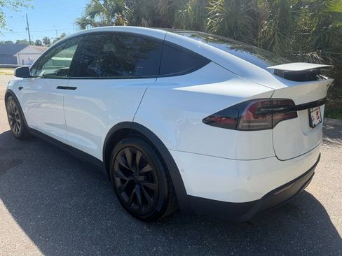 Used 2022 Tesla Model X Plaid AWD/4WD image 8