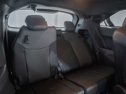 Used 2024 Toyota Sienna XSE w/ XSE Plus Package AWD/4WD image 37