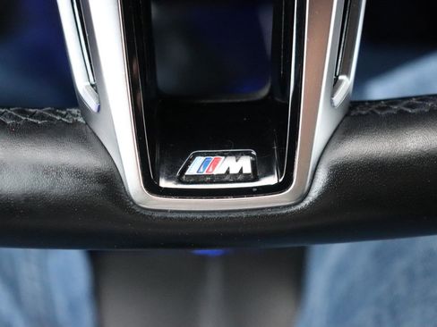 Used 2024 BMW 740i xDrive image 40