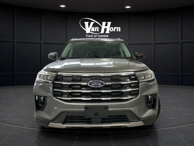 New 2026 Ford Explorer Active w/ Active Comfort Package AWD/4WD image 2