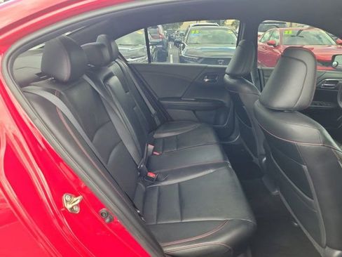 Used 2017 Honda Accord Sport Special Edition image 8