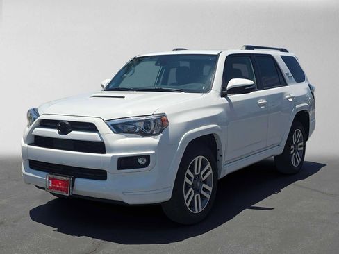 Used 2022 Toyota 4Runner TRD Sport w/ Technology Package RWD image 7