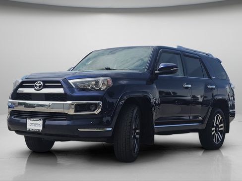 Used 2020 Toyota 4Runner Limited AWD/4WD image 22