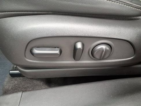 Used 2021 Chevrolet TrailBlazer ACTIV w/ Sun and Liftgate Package image 12