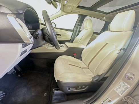 Used 2024 MAZDA CX-90 Plug-In Hybrid w/ Premium Plus AWD/4WD image 13