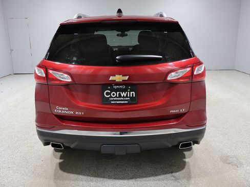 Used 2019 Chevrolet Equinox LT image 3