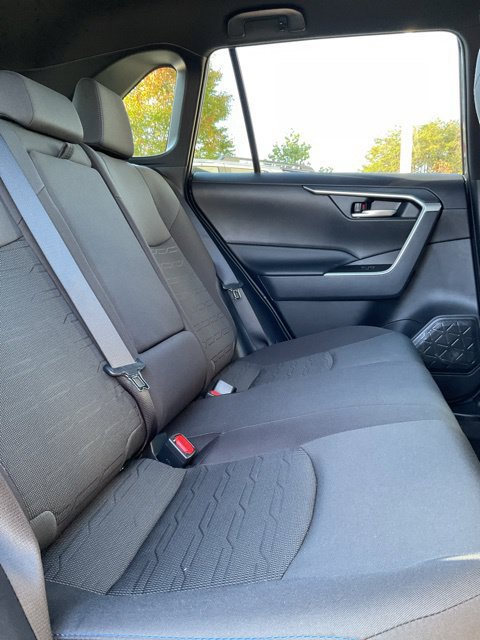 Used 2025 Toyota RAV4 SE AWD/4WD image 19
