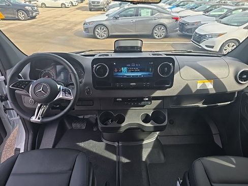 New 2025 Mercedes-Benz Sprinter 3500 image 12
