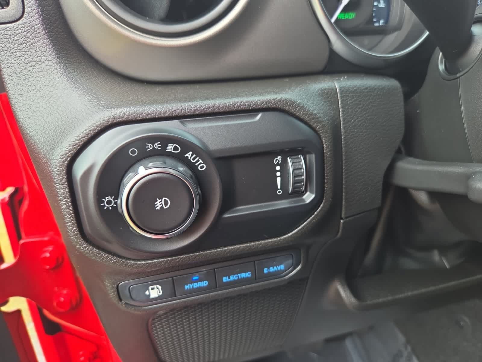 Used 2023 Jeep Wrangler Unlimited AWD/4WD image 23