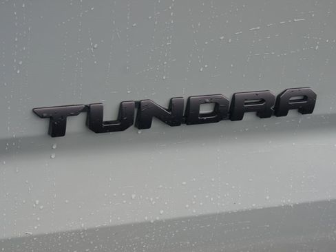 Used 2024 Toyota Tundra Limited AWD/4WD image 18